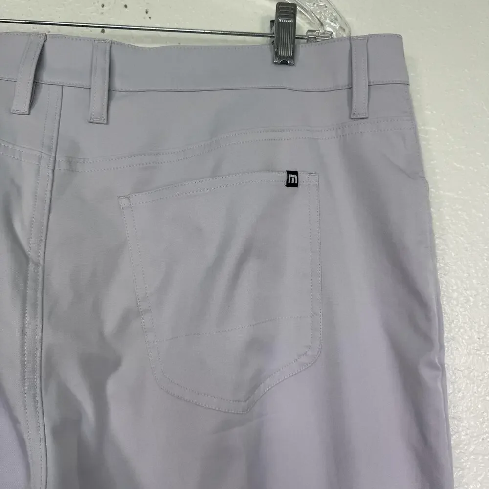 Travis Mathew Pants Mens 40 X 32 Golf Khakis Straight Leg Activewear Light Grey